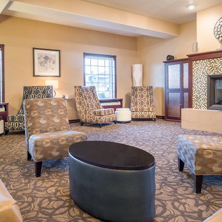 Holiday Inn Express Wenatchee By Ihg Екстериор снимка