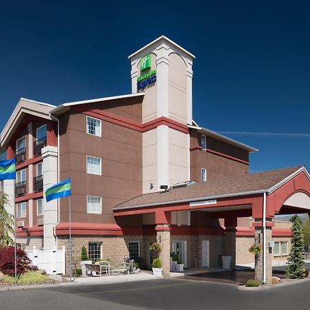 Holiday Inn Express Wenatchee By Ihg Екстериор снимка