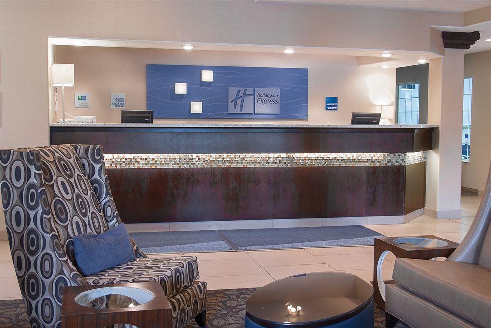 Holiday Inn Express Wenatchee By Ihg Екстериор снимка