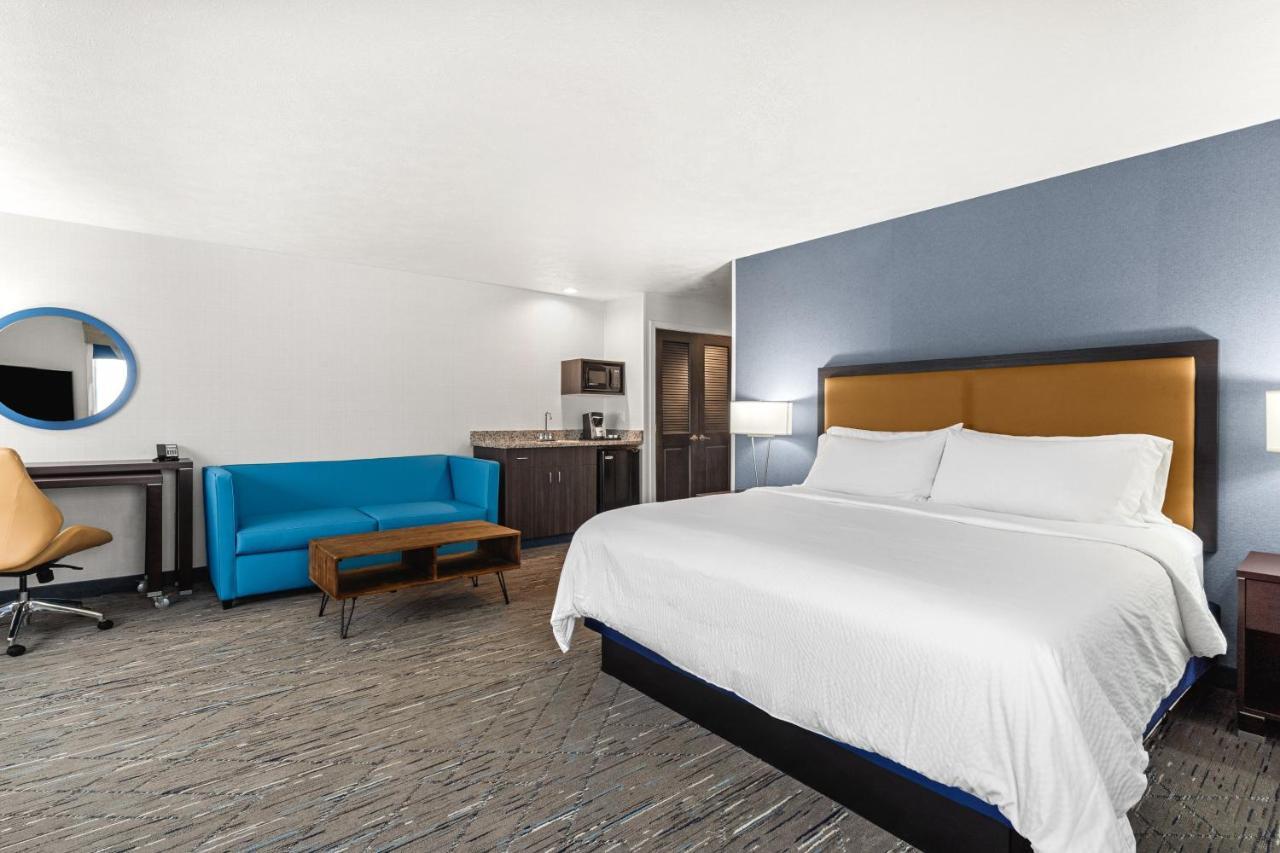 Holiday Inn Express Wenatchee By Ihg Екстериор снимка