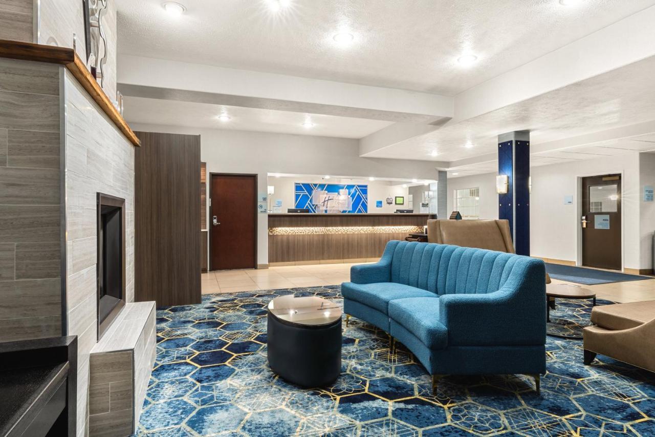 Holiday Inn Express Wenatchee By Ihg Екстериор снимка