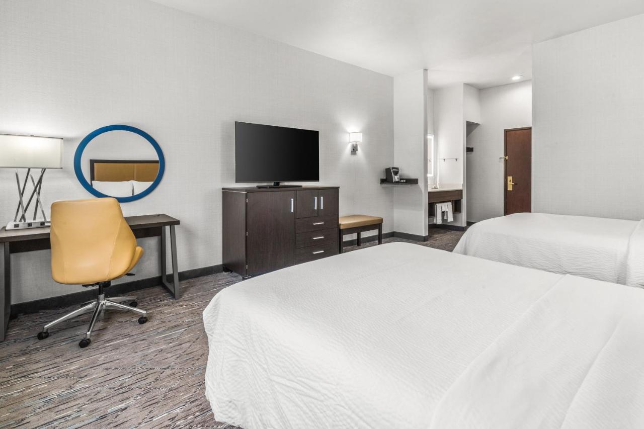 Holiday Inn Express Wenatchee By Ihg Екстериор снимка