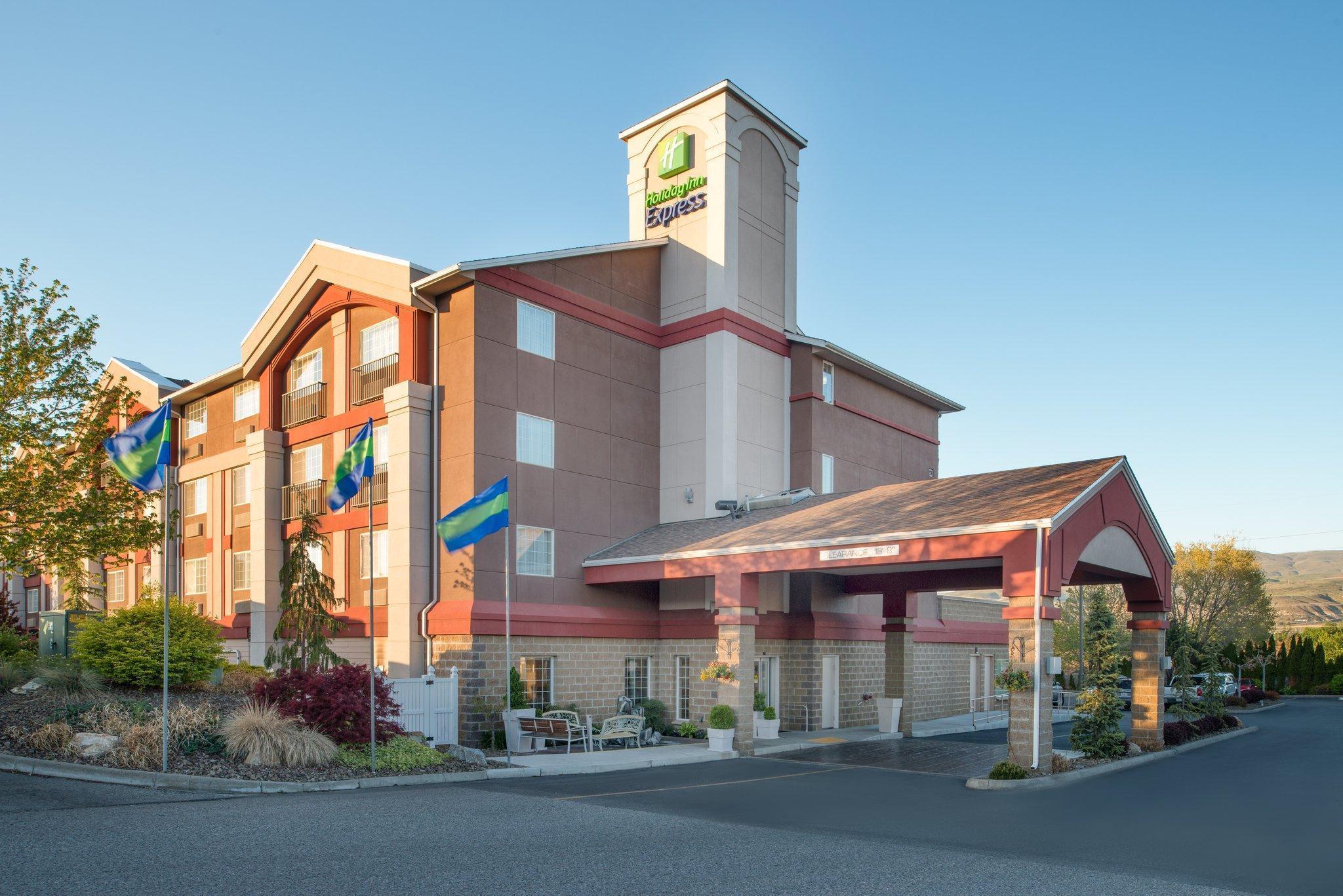 Holiday Inn Express Wenatchee By Ihg Екстериор снимка