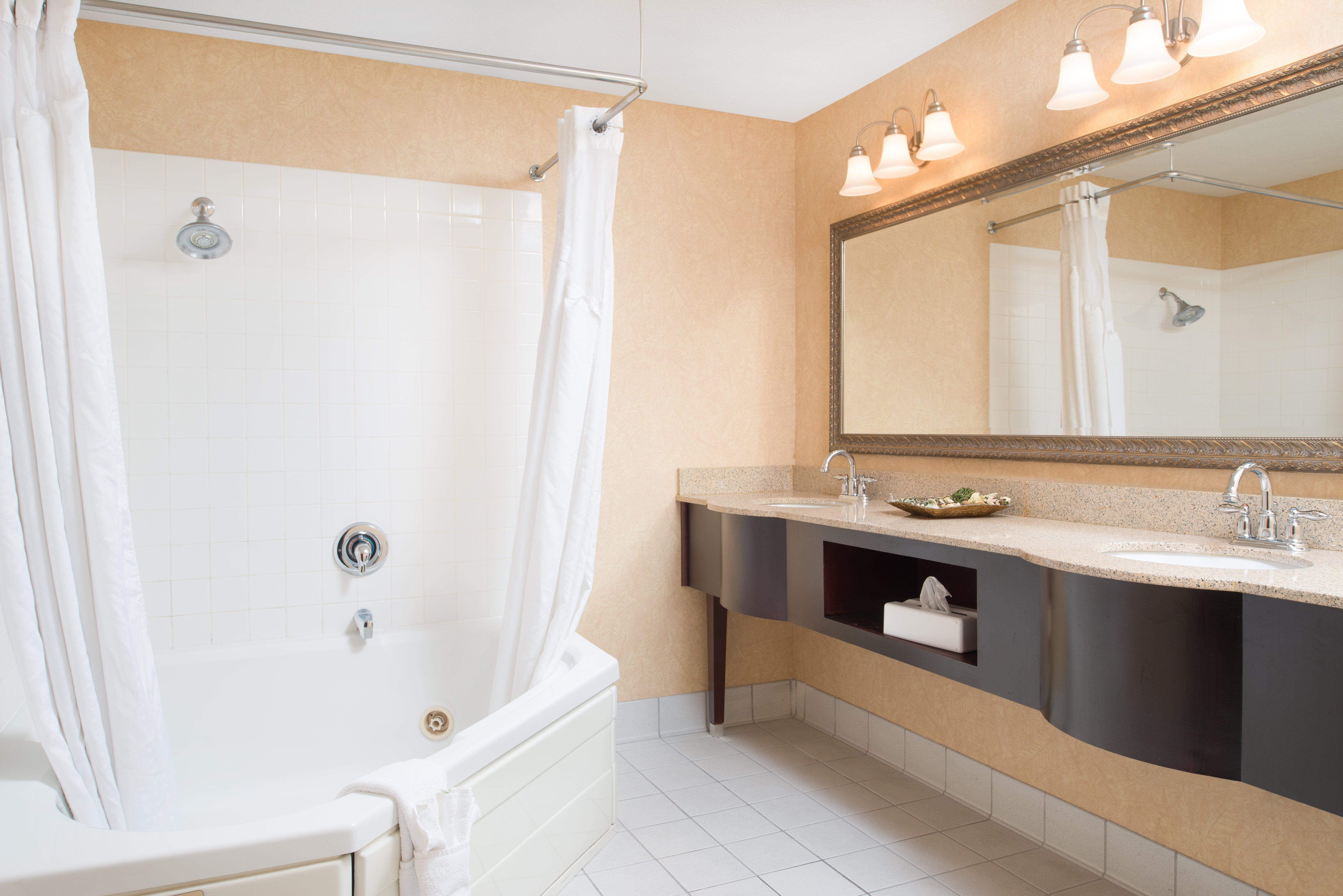 Holiday Inn Express Wenatchee By Ihg Екстериор снимка